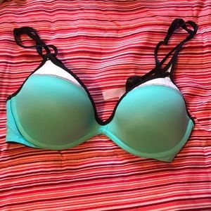 SPORTY Scoopneck bra by PINK